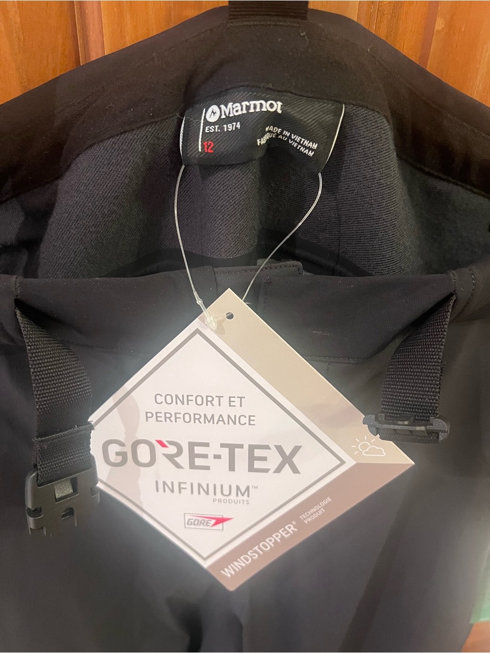 Women’s Marmot Gore-Tex rom ski pant with suspenders